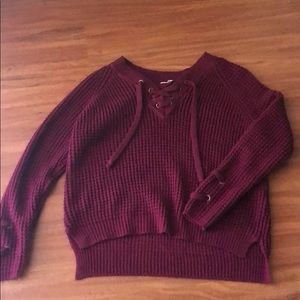 Small burgundy crop sweater